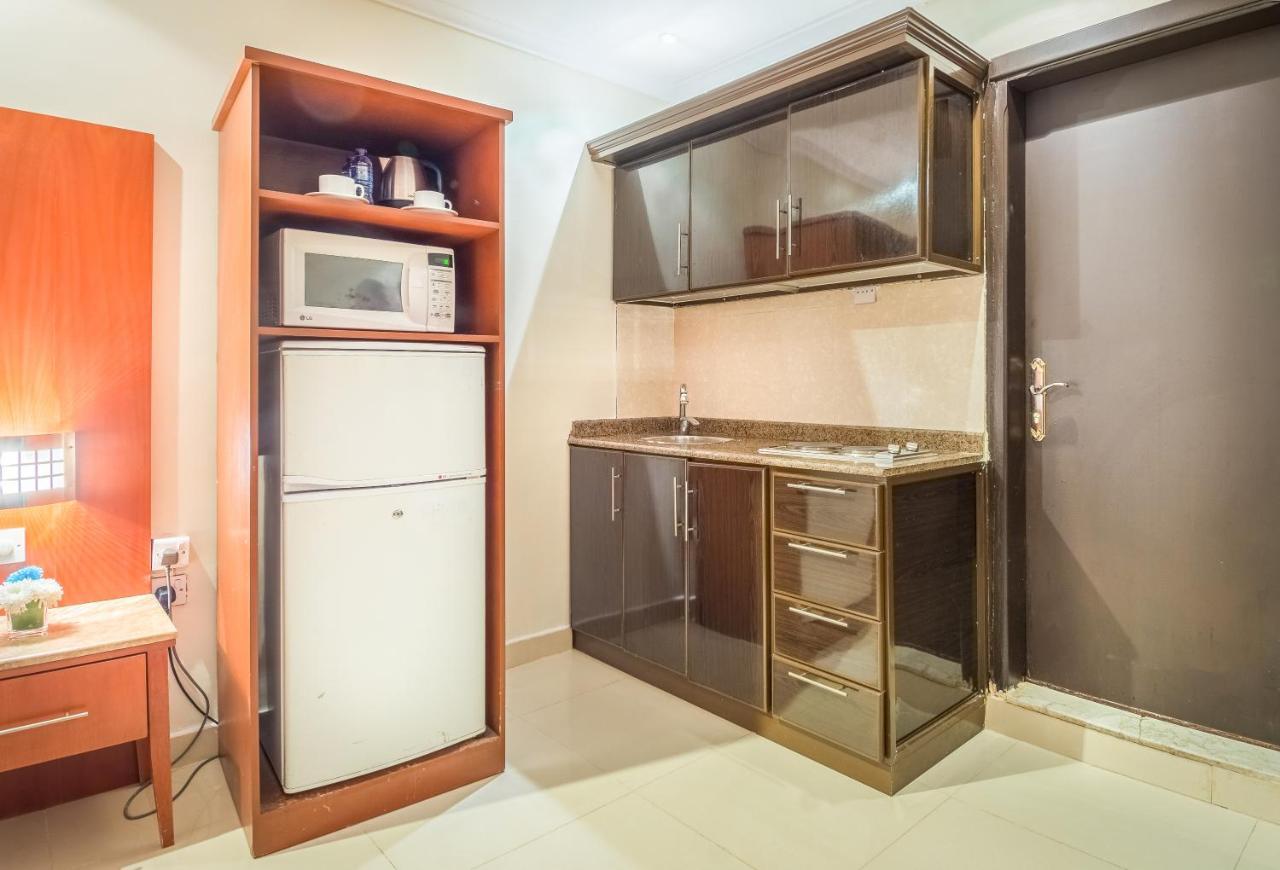 Al Muhaidb Al Takhassosi Abaqrino Riade Exterior foto