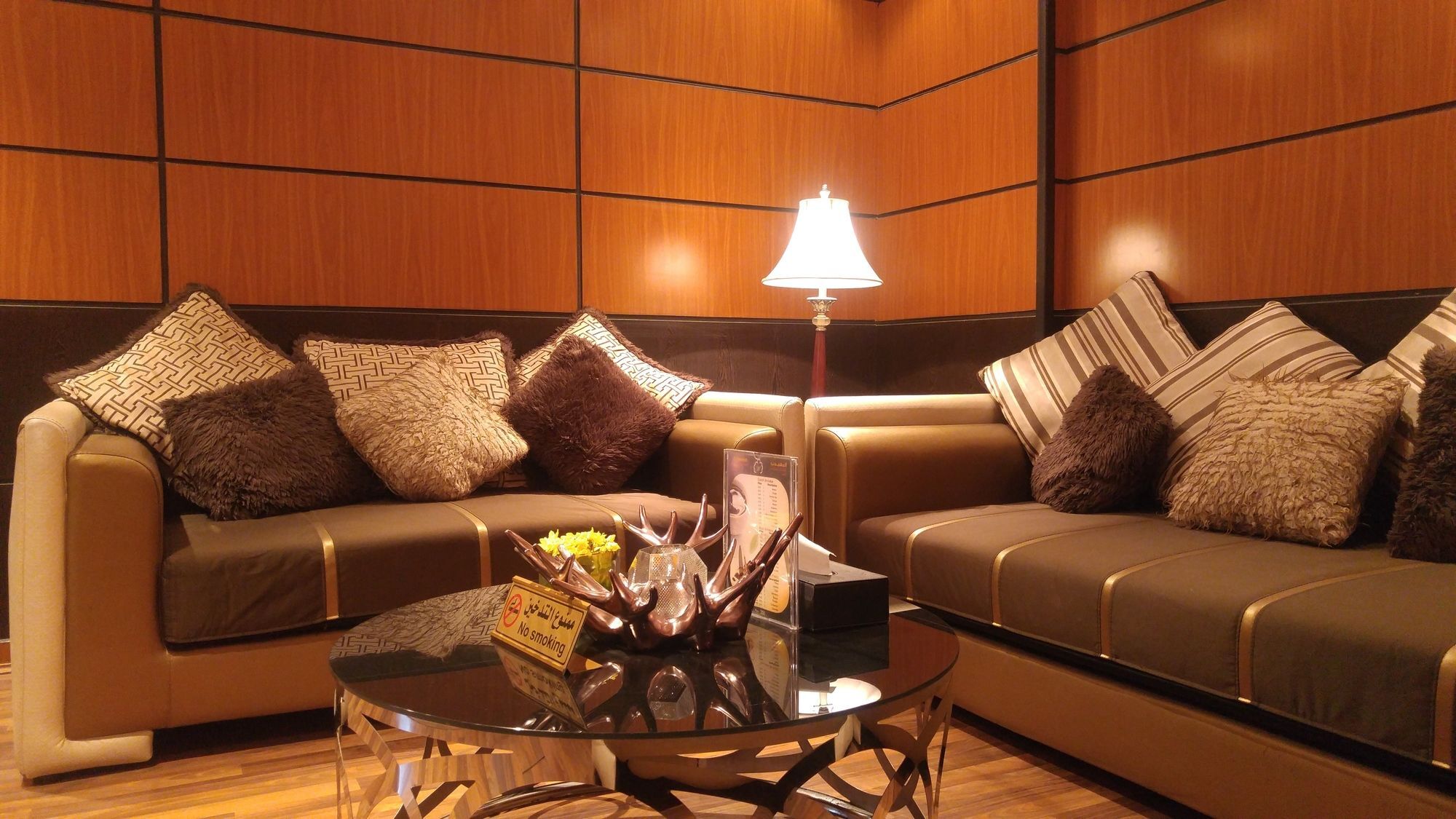 Al Muhaidb Al Takhassosi Abaqrino Riade Exterior foto
